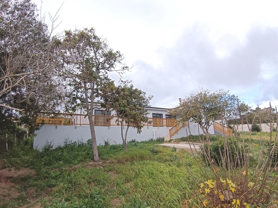 5 Bedroom Property for Sale in Fraaiuitsig Western Cape